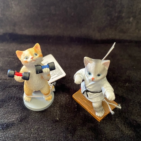3/$20 Mini cat figures - Picture 2 of 9